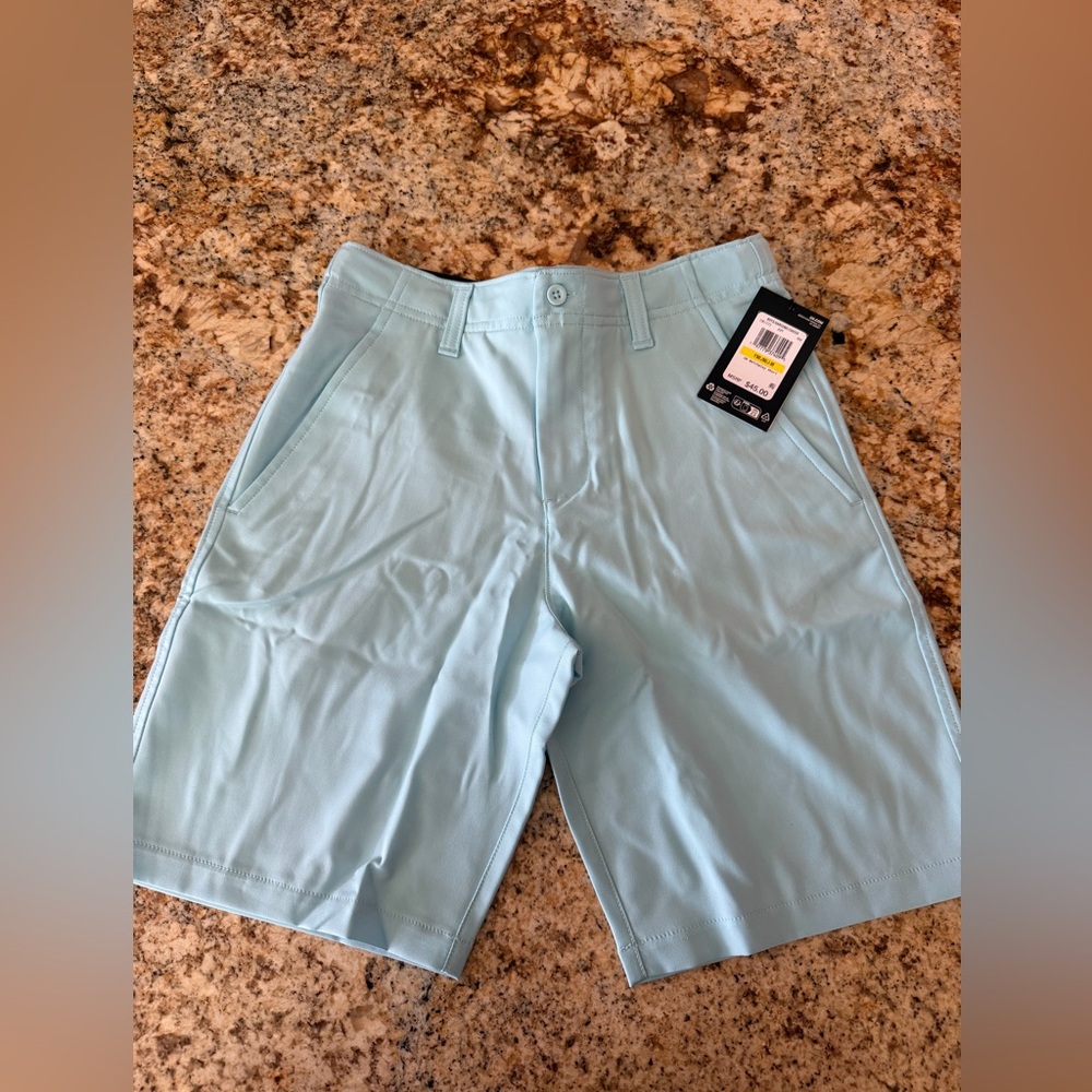 NEW Under Armour Match Play Golf Shorts - Youth Medium
